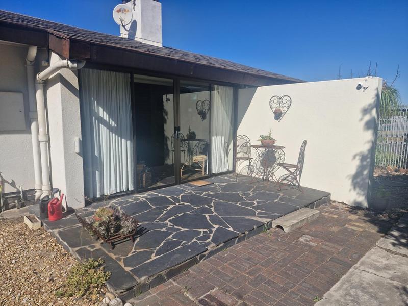 4 Bedroom Property for Sale in Parow North Western Cape